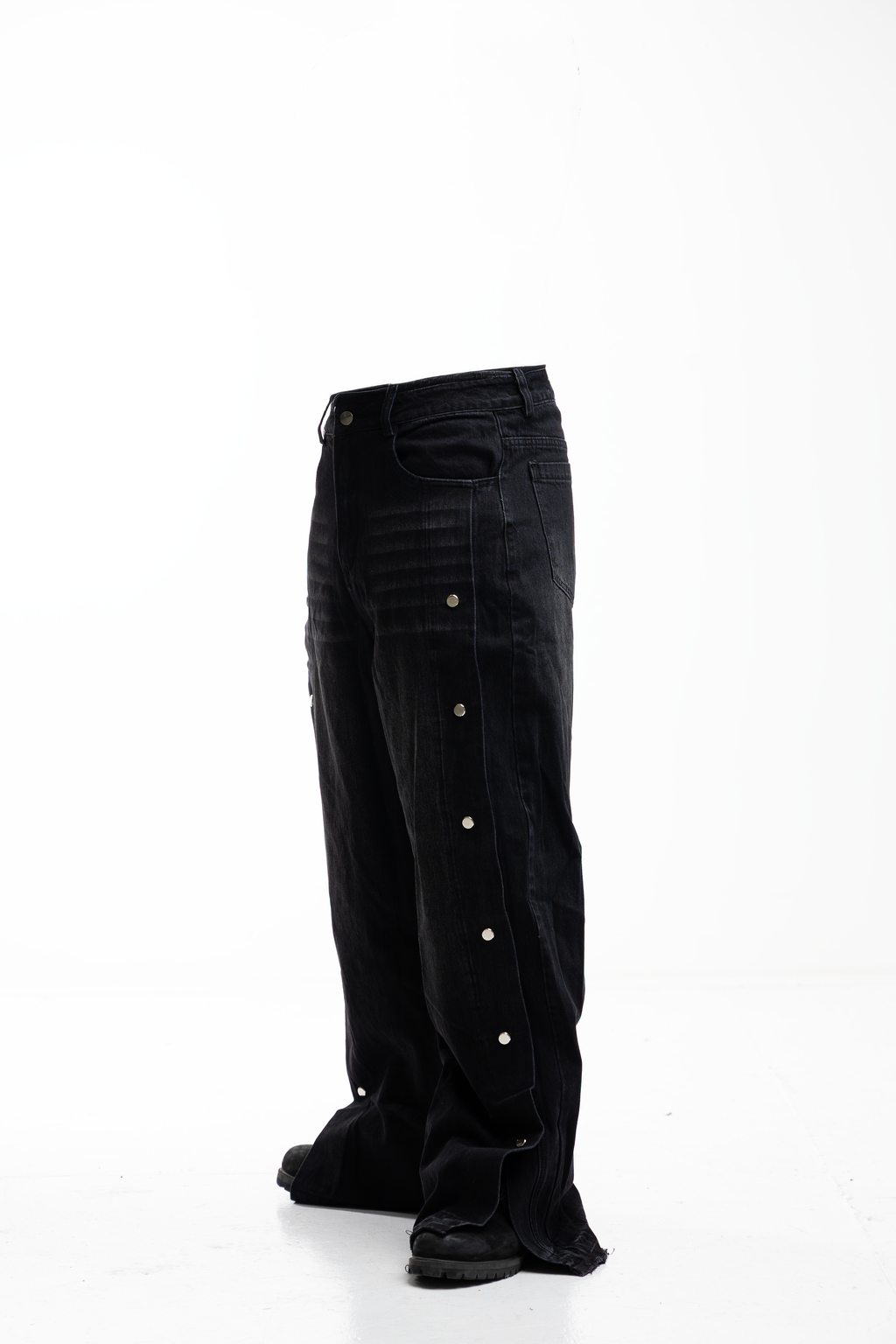 ULTRA BAGGY SIDE SNAP DENIM